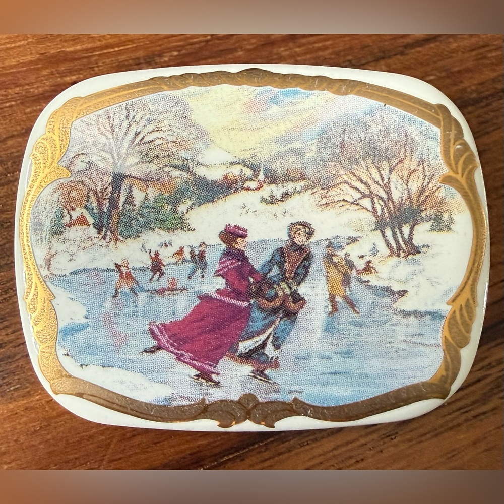VTG Avon Winter Skating Scene Brooch with Gold Accents Pin Ice